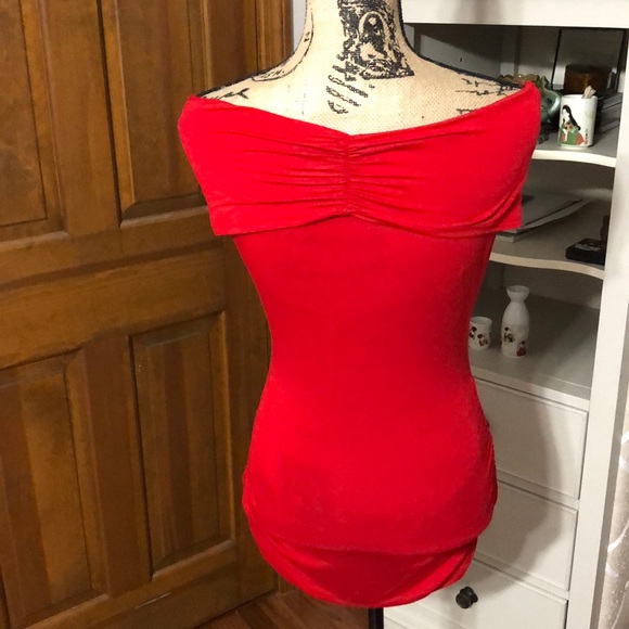 Red tunic top - Picture 3 of 3